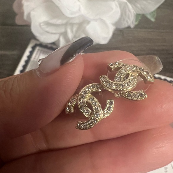 CHANEL Classic Mini CC Gold Stud Earrings - Picture 2 of 11